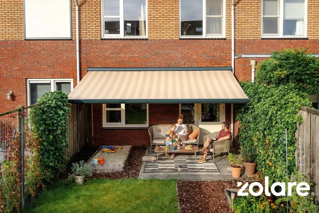 zonneschermen zwart